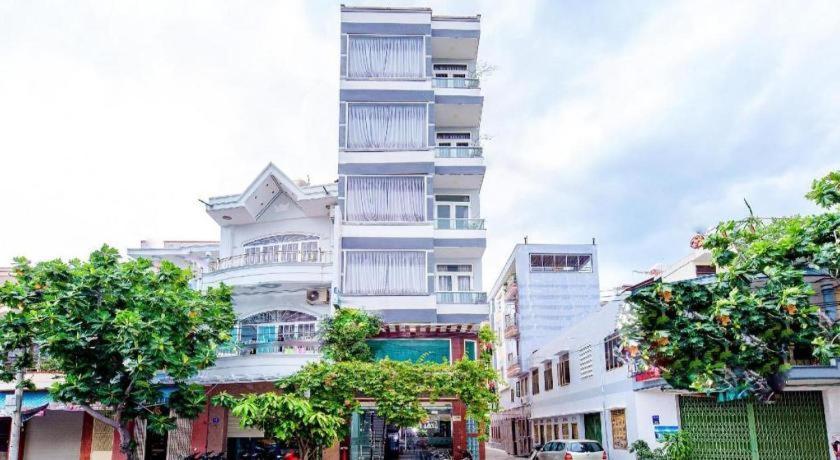 Oyo 587 Trang Long Nha Trang Exterior foto
