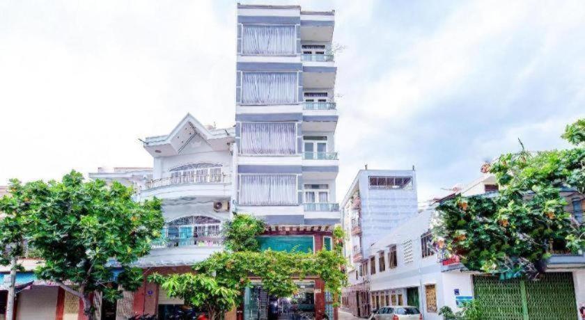 Oyo 587 Trang Long Nha Trang Exterior foto